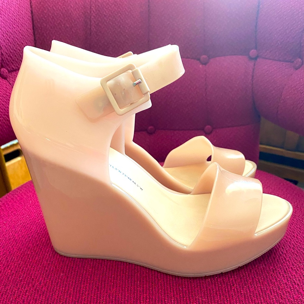 Melissa Mar Wedge. Size 39 EUR, 8 US.